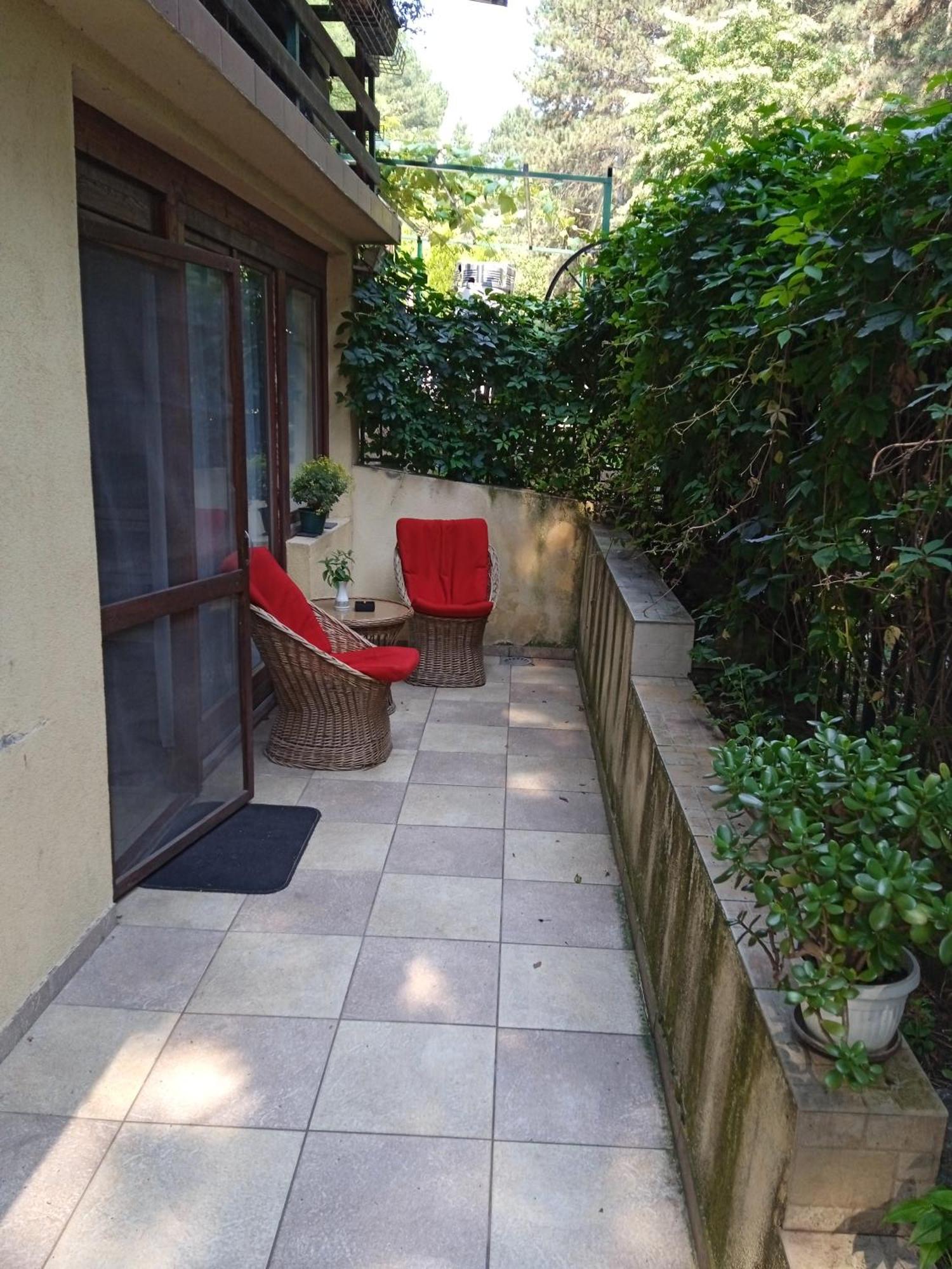 Guest House Keserovic Vinci Esterno foto