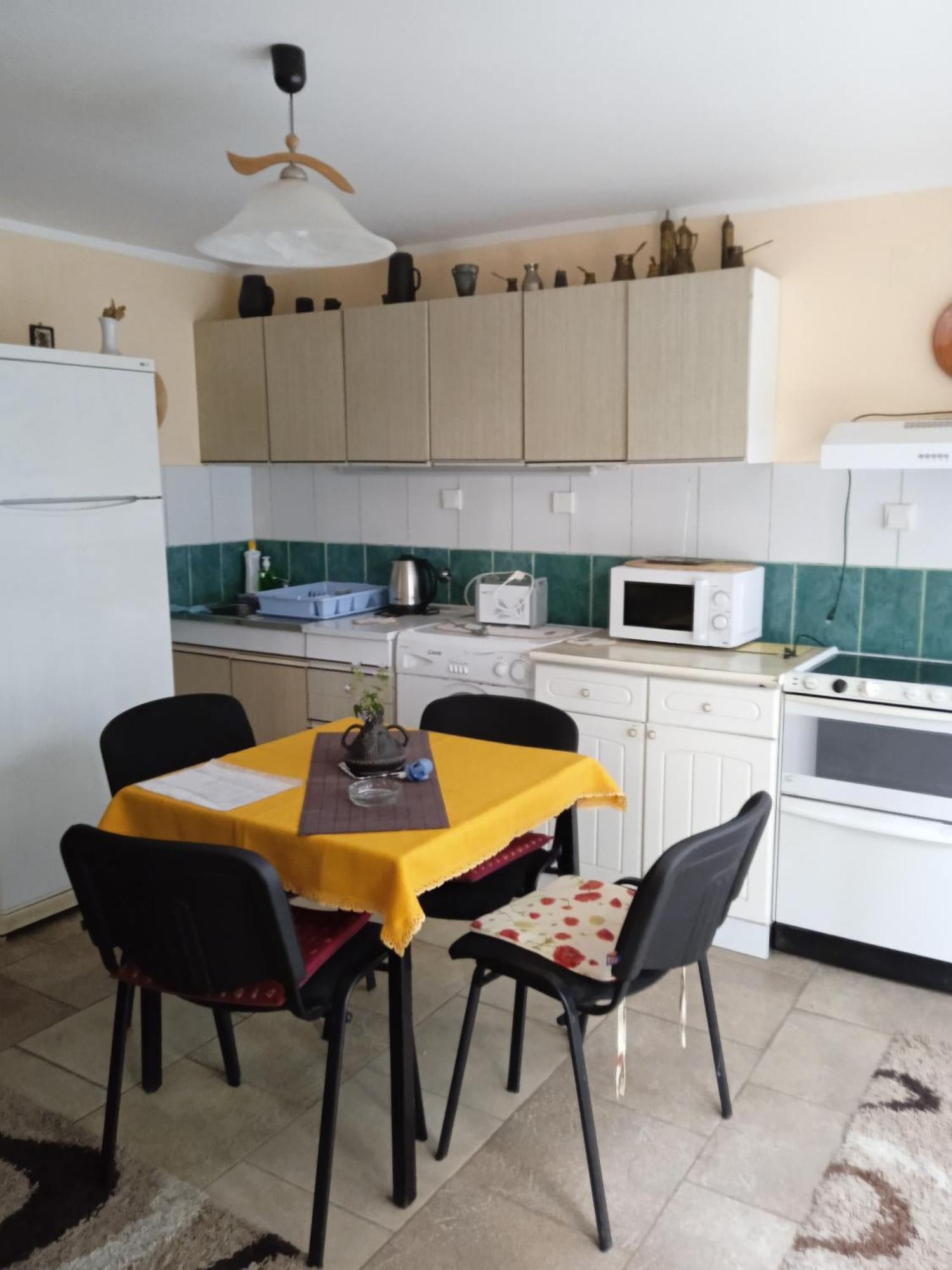 Guest House Keserovic Vinci Esterno foto