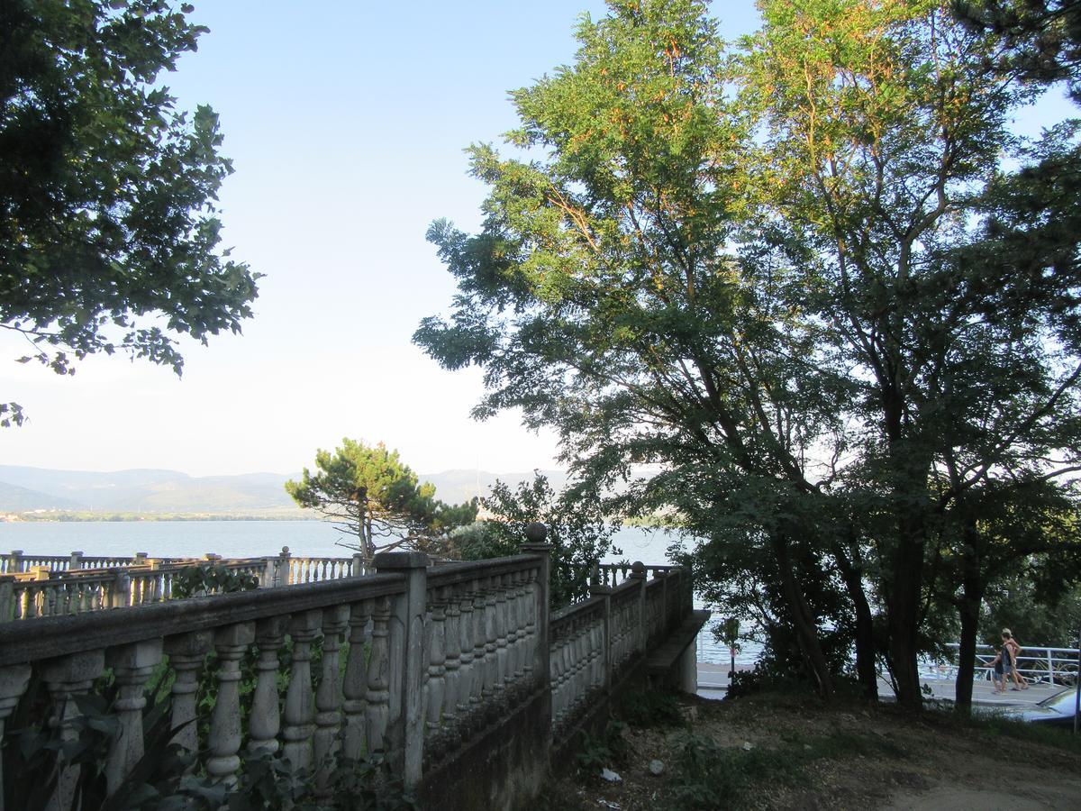 Guest House Keserovic Vinci Esterno foto